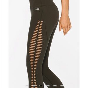 Lorna Jane Xena  ankle biter leggings